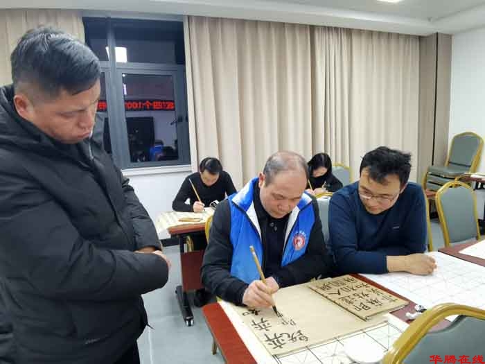 ef5d849f-a5bb-494b-a681-bc00d086e99b