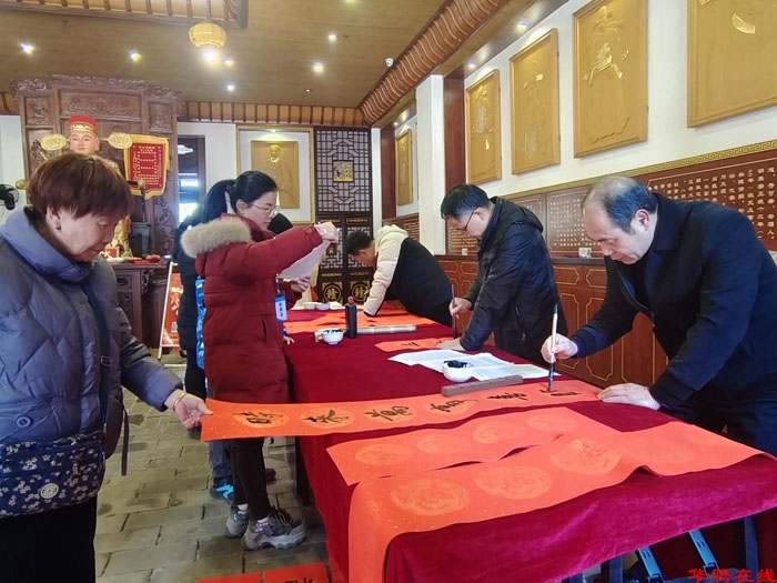 14caeedd-aad2-4304-9f46-b25ddf4d18b6 14caeedd-aad2-4304-9f46-b25ddf4d18b6